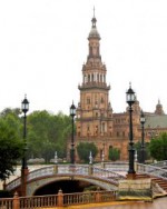 Find the lowest prices for student accommodation in Seville!